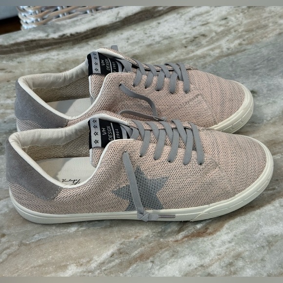 Women’s VINTAGE HAVANA Fly Salmon multi sneaker- Size 9 - Picture 2 of 8